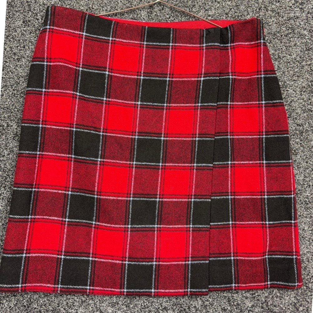 Talbots Skirt Womens 10P Red Black Plaid Wool Blend Faux Wrap Mini Preppy Tartan